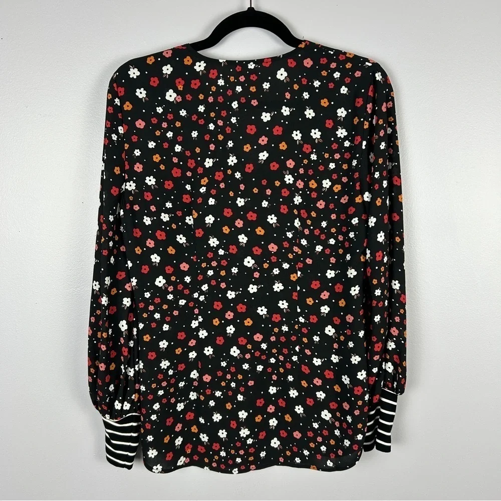 Cabi Floral Long Sleeves Striped Cuffs Button Down Blouse Small Black Red - Picture 13 of 13